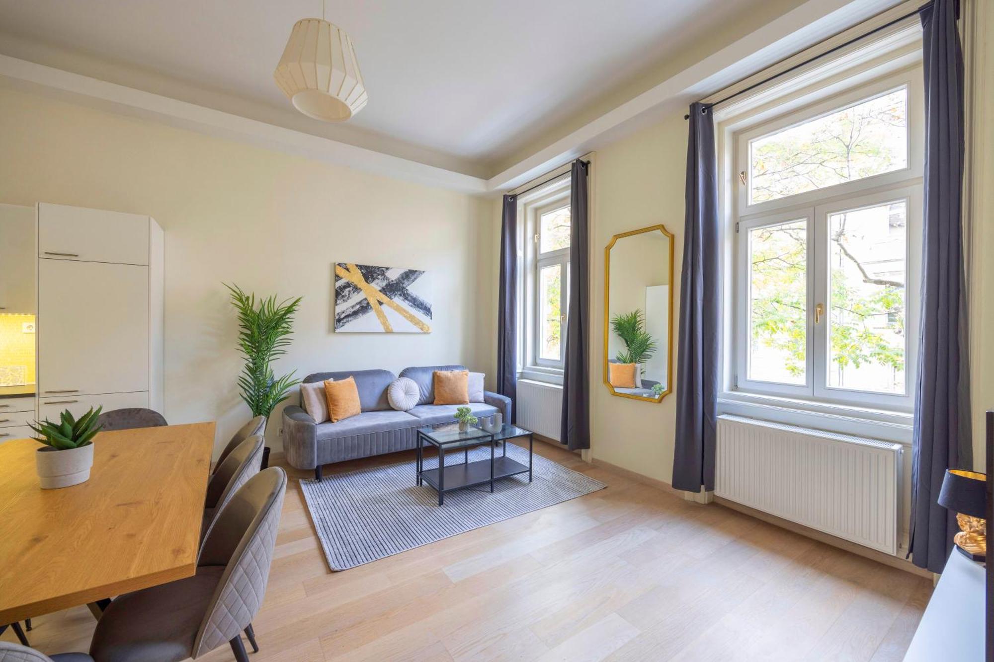 Exclusive & Spacious Central Residence W/ 4Bedrm 2Bathrm Budapest Exterior foto