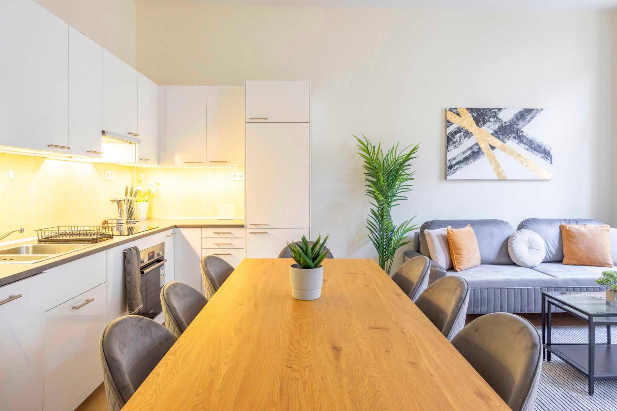 Exclusive & Spacious Central Residence W/ 4Bedrm 2Bathrm Budapest Exterior foto