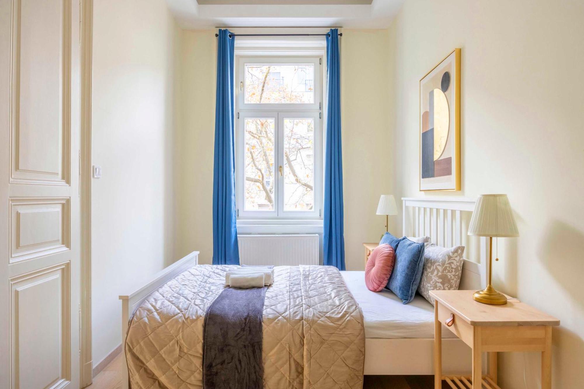 Exclusive & Spacious Central Residence W/ 4Bedrm 2Bathrm Budapest Exterior foto